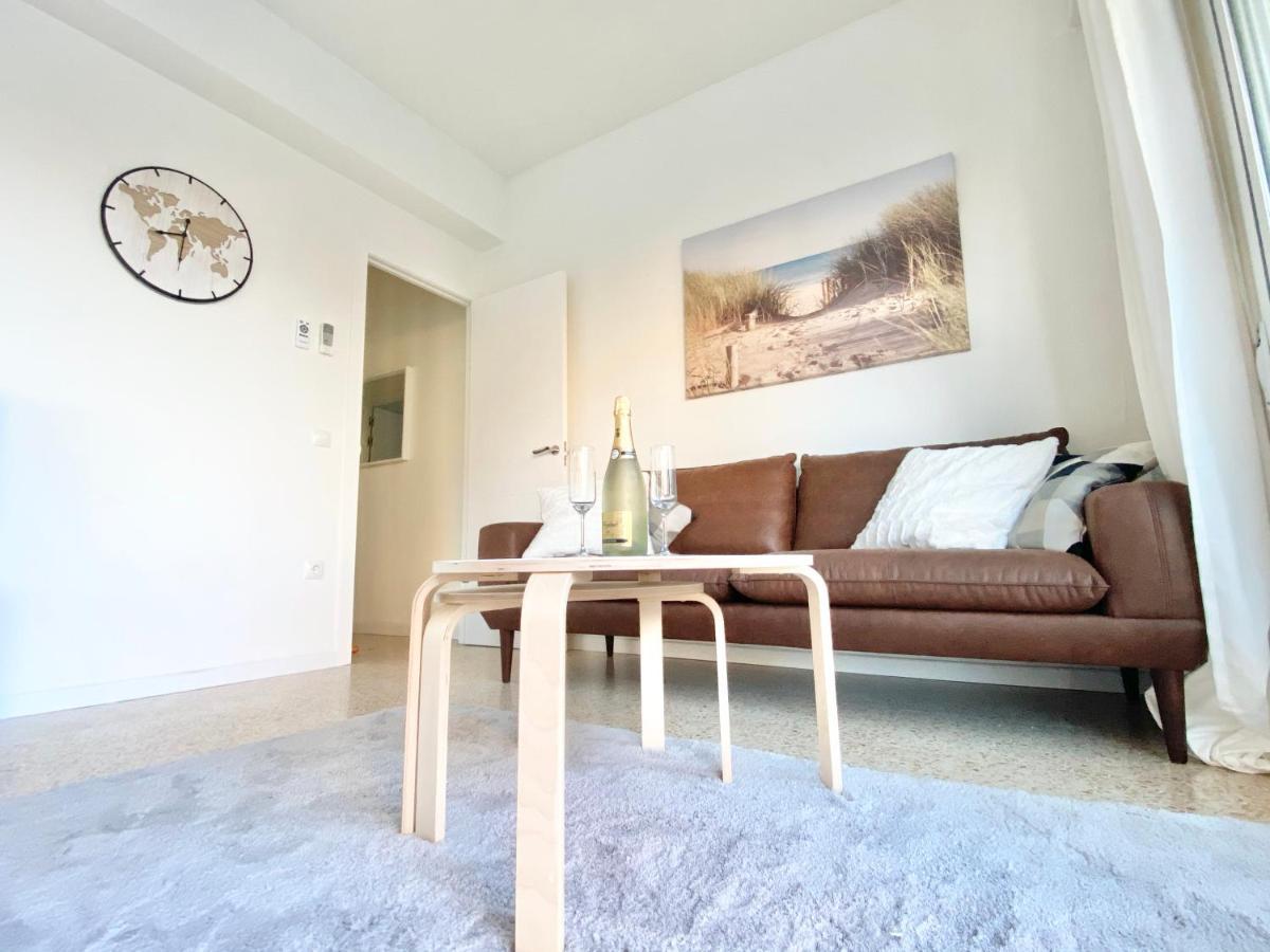Apartamento "Navarra" 350M De La Playa Playa de Gandia Exteriör bild